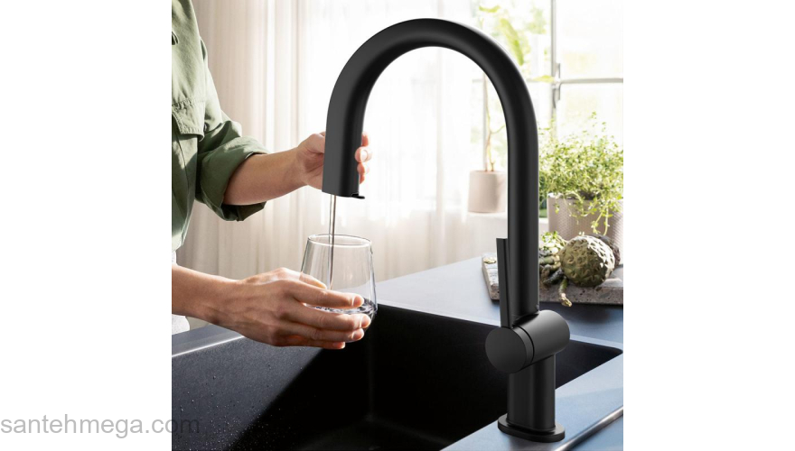 Смеситель для кухни с вытяжным изливом Hansgrohe Aqittura M91 FilterSystem 210 с подключением к фильтру питьевой воды 76803670, черный матовый. Фото