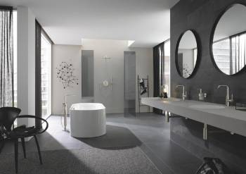 GROHE 23491EN1 Essence+ Смеситель для ванны, напольный монтаж. Фото