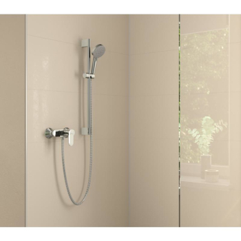 Душевой набор Hansgrohe Vernis Blend Vario 650 мм хром. Фото