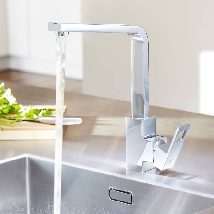 Cмеситель для мойки GROHE Eurocube 31255000. Фото