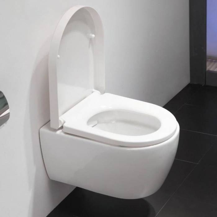 Чаша унитаза подвесного BELBAGNO Vitale-L P-trap BB019CH. Фото