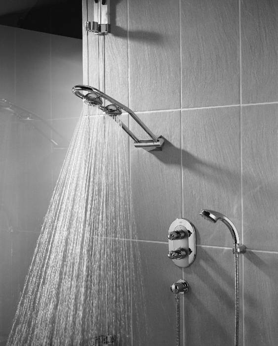 Встраивать душа. 27005000 Grohe. Душевая Grohe Freehander. Freehander душ. Система 