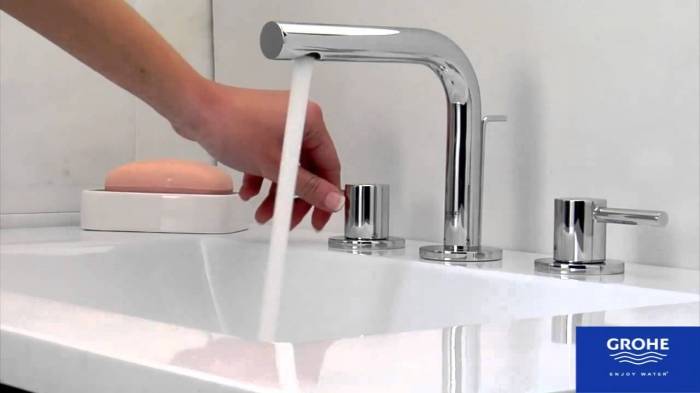 Смеситель для раковины GROHE Essence 20296000. Фото