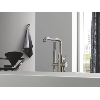 GROHE 23491EN1 Essence+ Смеситель для ванны, напольный монтаж. Фото